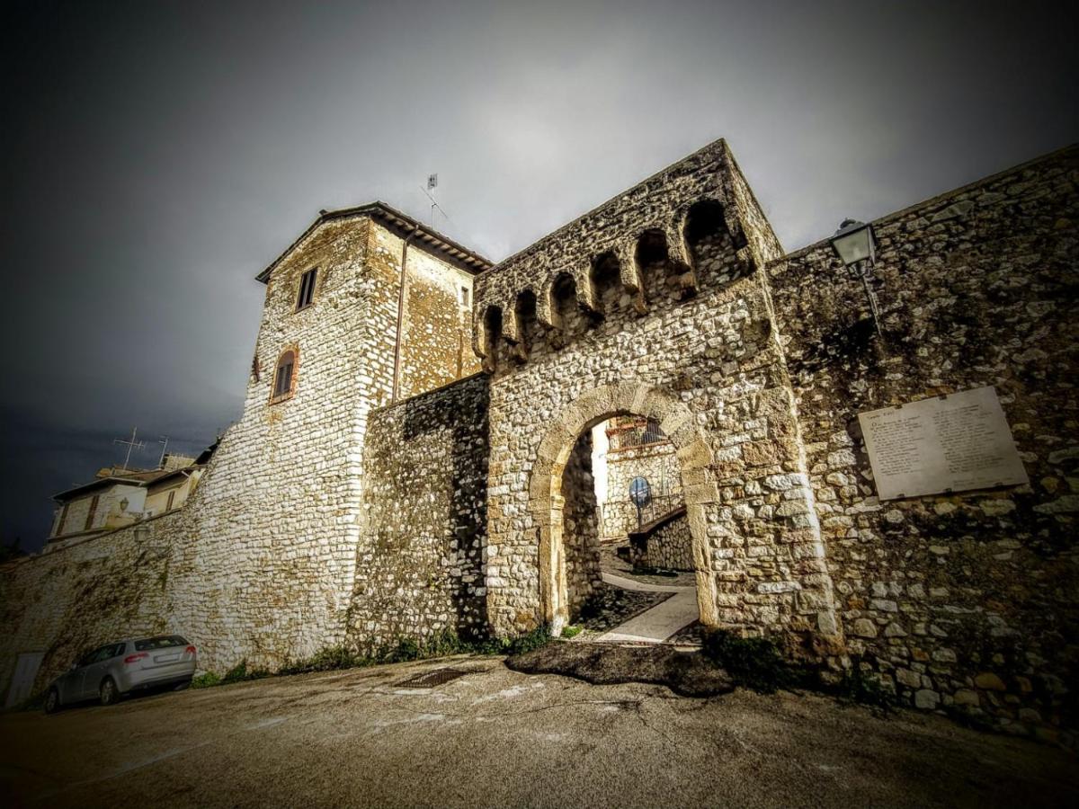Borgo Nel Tempo Διαμέρισμα Collestatte Εξωτερικό φωτογραφία